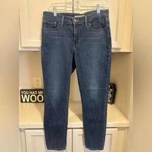 Levi’s 711 Skinny Ankle Jeans - Dark Wash - Size 29